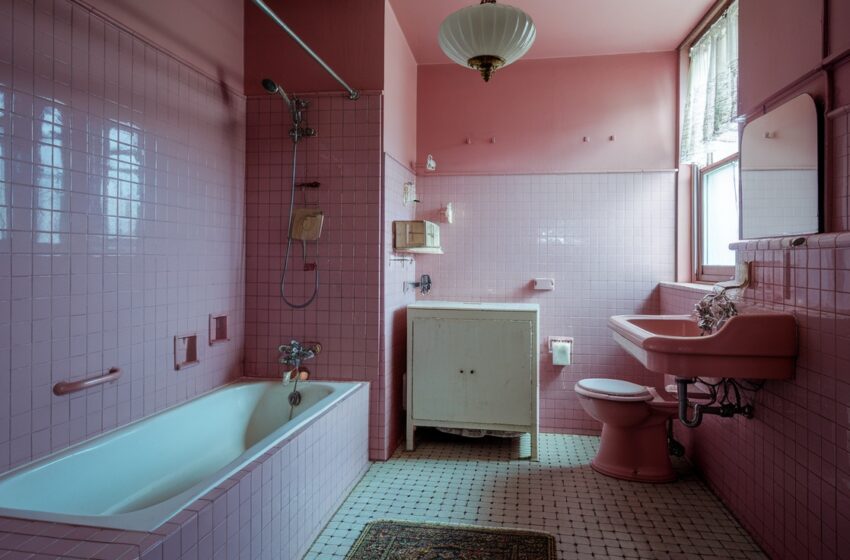  10 Stunning Pink Tile Bathroom Ideas for a Charming Makeover