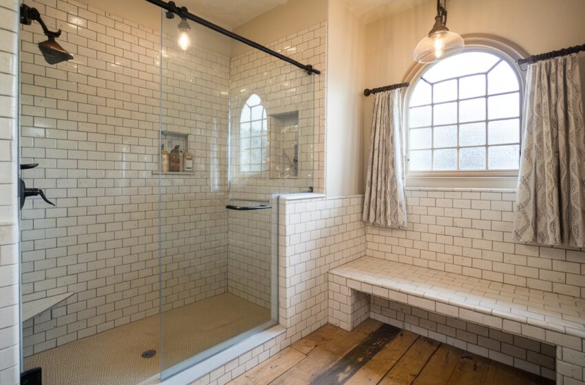  20 Stunning Farmhouse Bathroom Tile Shower Ideas